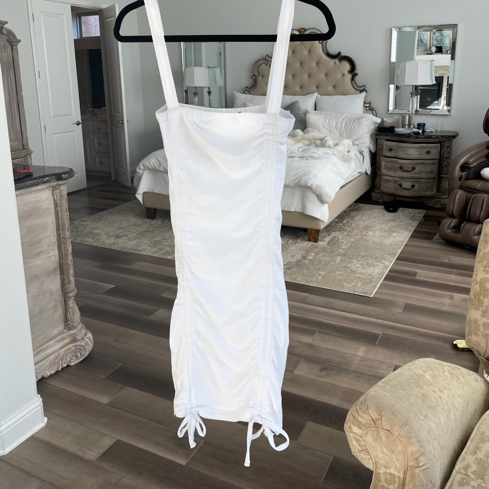 Bodycon Dress - Picture 2 of 2